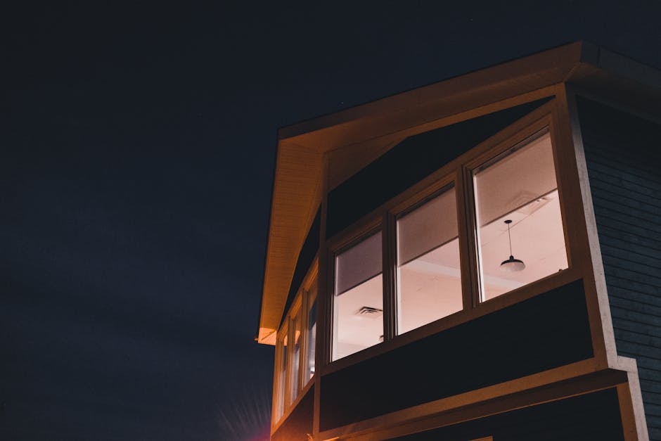 Blog image — Why You Should Never Buy Windows From a 